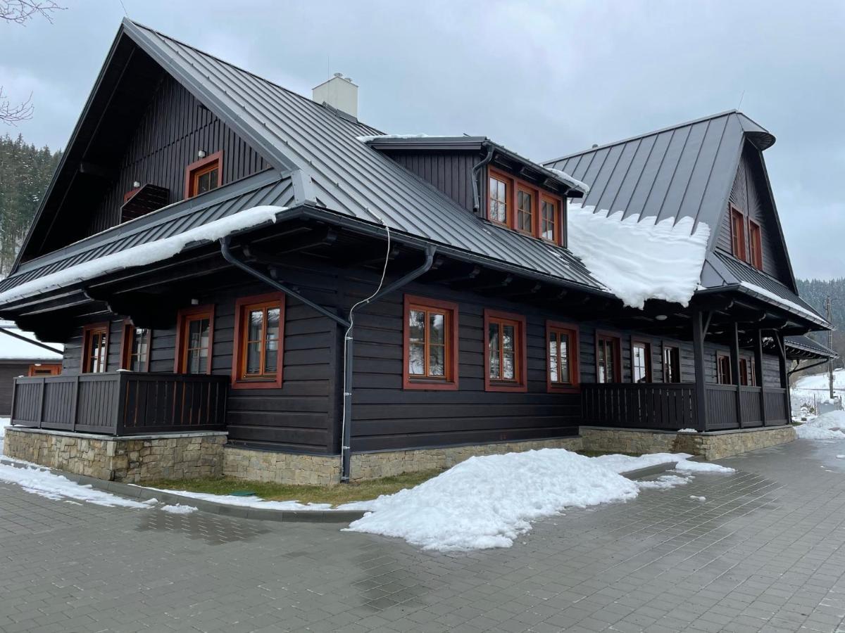 Apartmany Neta Velke Karlovice, Polansky Dvur Exteriör bild
