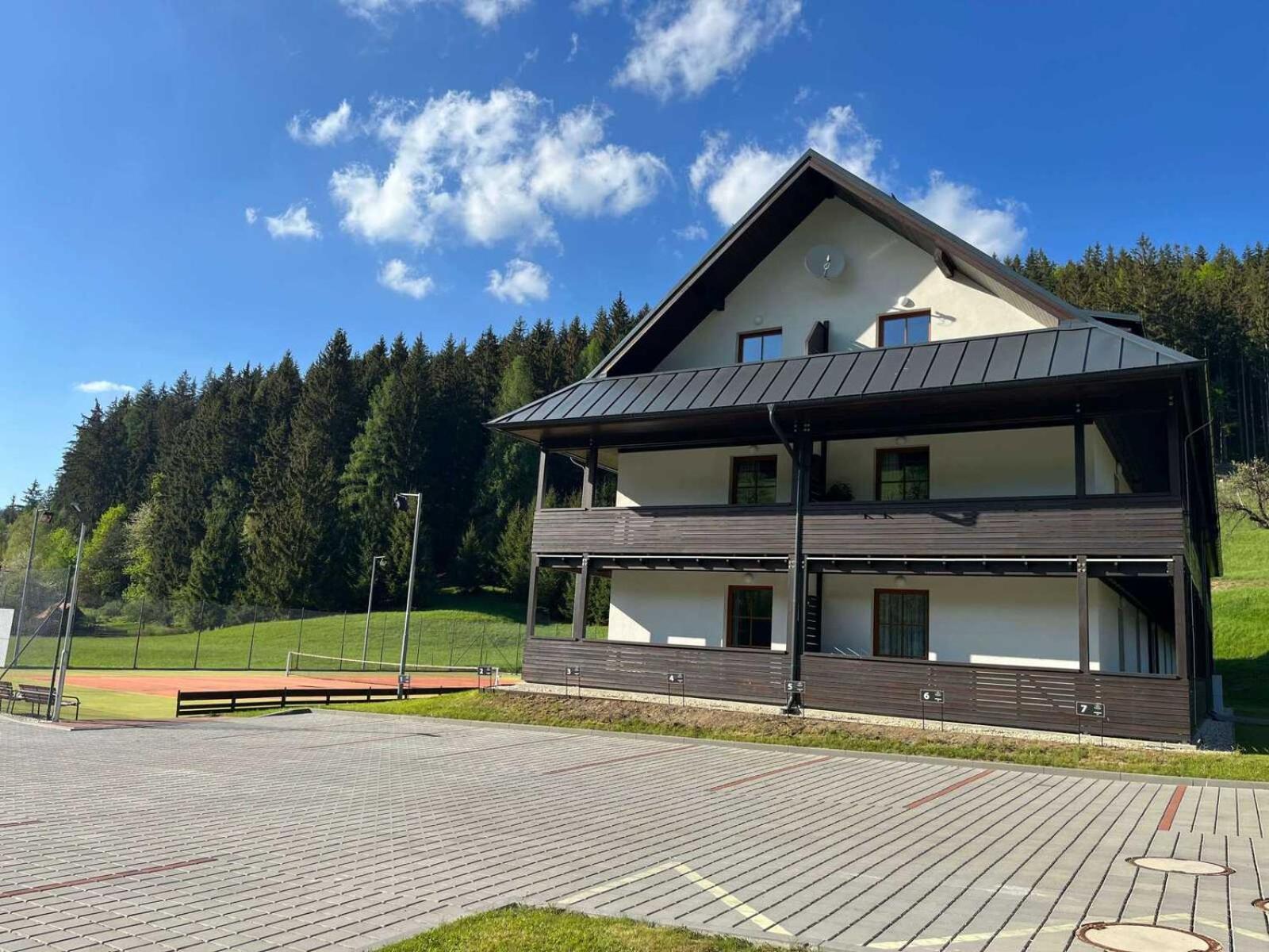 Apartmany Neta Velke Karlovice, Polansky Dvur Exteriör bild